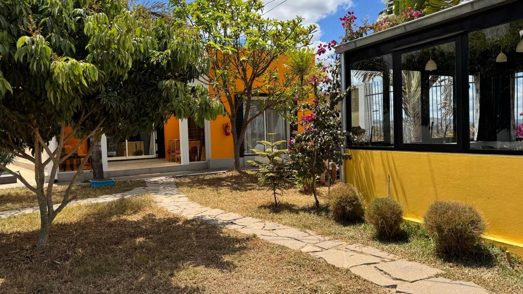 Hotel Cocody Roc Ambohidratrimo Exterior foto